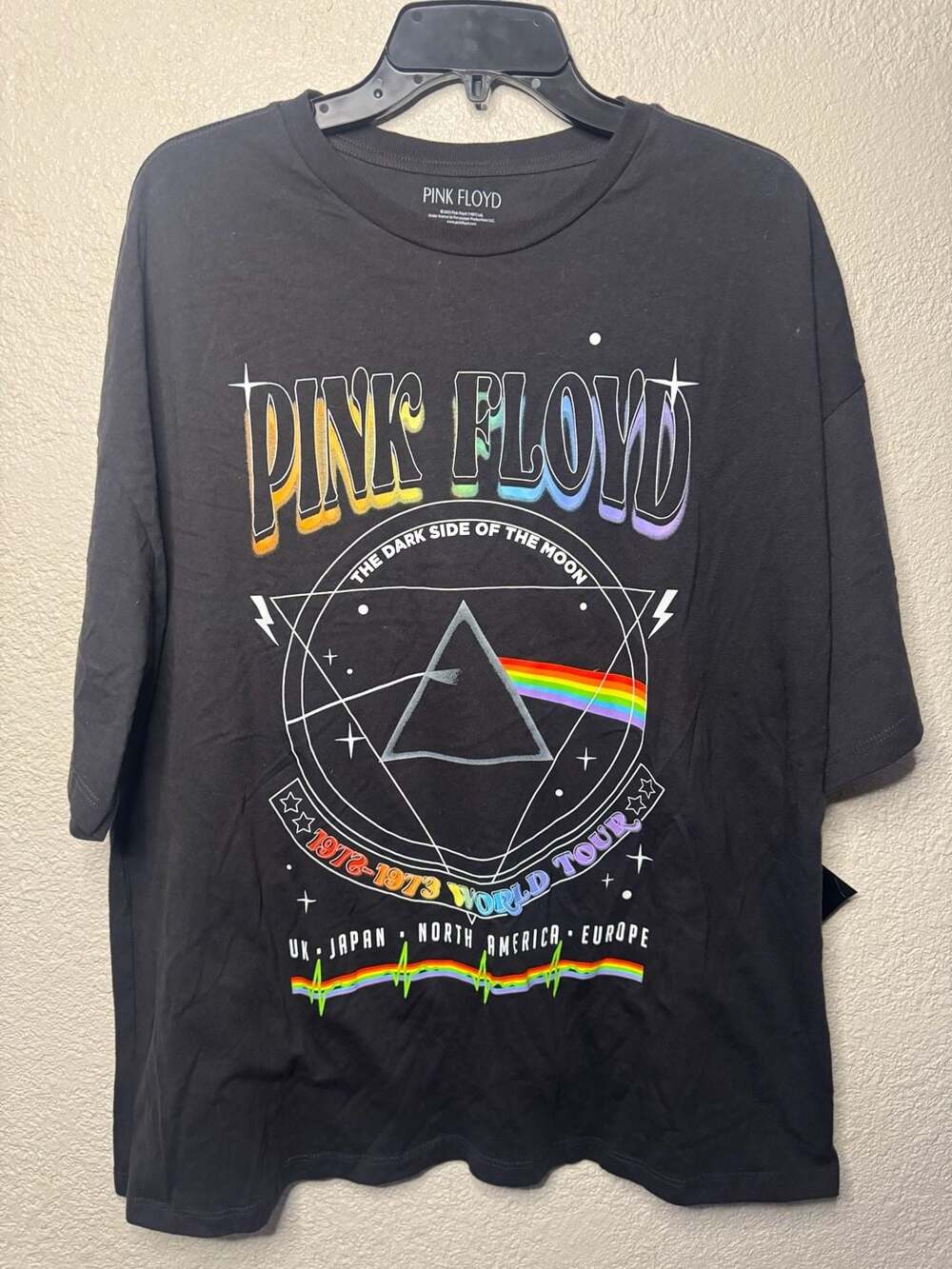 Pink Floyd Dark Side of the Moon 1972-1973 World Tour Graphic T-Shirt